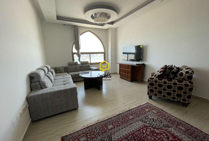 954381 - Property Image 2