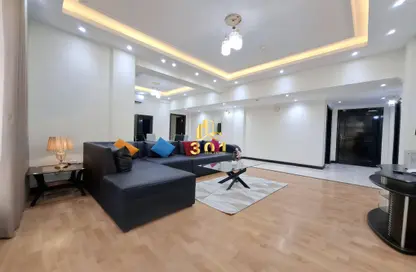 Apartment - 2 Bedrooms - 3 Bathrooms for rent in Diplomatic Area - Manama - Capital Governorate
