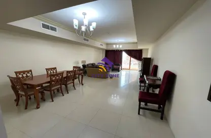 Apartment - 2 Bedrooms - 3 Bathrooms for rent in Al Juffair - Capital Governorate