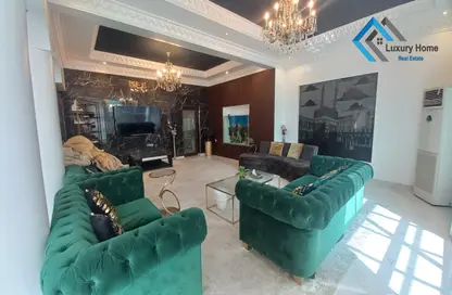 Living Room image for: Villa - 6 Bedrooms - 6 Bathrooms for rent in North Riffa - Riffa - Southern Governorate, Image 1