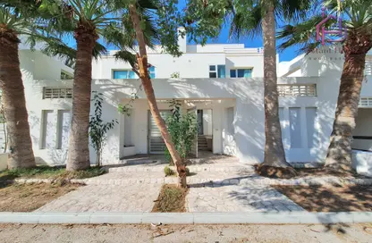 فيلا - 3 غرف نوم - 5 حمامات للايجار في سار - المحافظة الشمالية