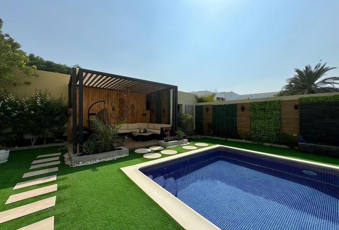 947179 - Property Image 2
