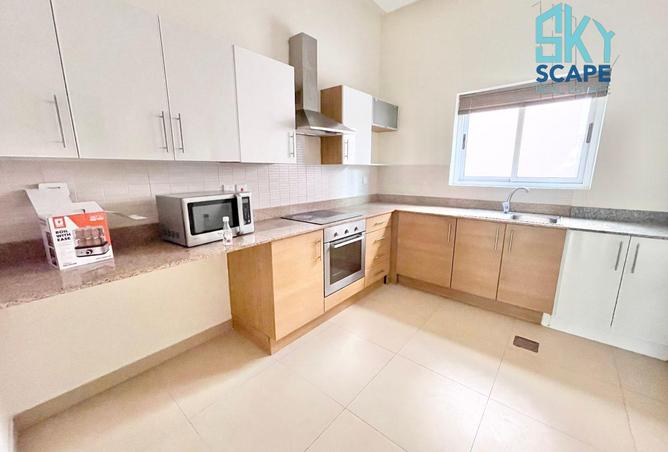 981181 - Property Image 2