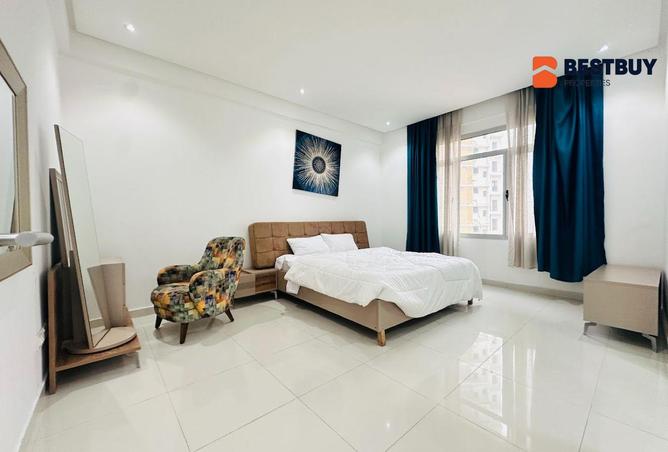 954669 - Property Image 2