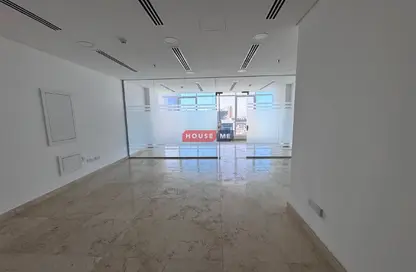 Office Space - Studio - 1 Bathroom for rent in Seef - Capital Governorate