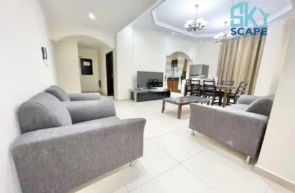 Apartment - 2 Bedrooms - 2 Bathrooms for rent in Sanabis - Manama - Capital Governorate Apartment - 2 Bedrooms - 2 Bathrooms for rent in Sanabis - Manama - Capital Governorate
