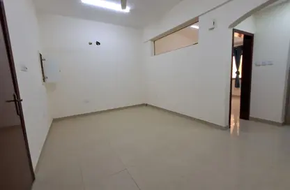 Apartment - 2 Bedrooms - 2 Bathrooms for rent in Manama Souq - Manama - Capital Governorate