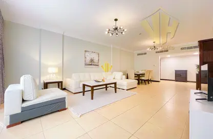 Apartment - 3 Bedrooms - 3 Bathrooms for rent in Al Juffair - Capital Governorate