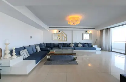 Apartment - 5 Bedrooms - 5 Bathrooms for sale in Tala Island - Amwaj Islands - Muharraq Governorate