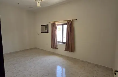 Apartment - 3 Bedrooms - 2 Bathrooms for rent in Tubli - Central Governorate