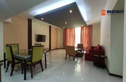 Apartment - 2 Bedrooms - 2 Bathrooms for rent in Al Juffair - Capital Governorate