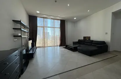 Apartment - 2 Bedrooms - 3 Bathrooms for rent in Al Juffair - Capital Governorate