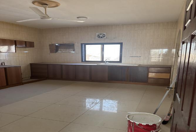963376 - Property Image 2