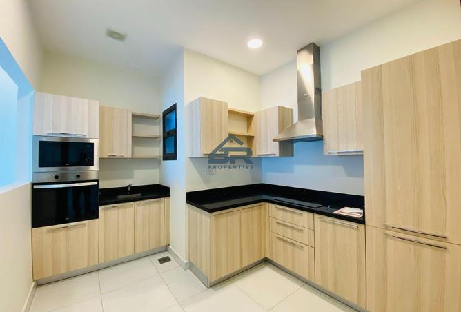 979634 - Property Image 3