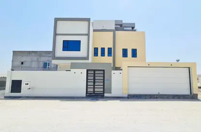 Villa - 4 Bedrooms - 6 Bathrooms for sale in Bu Quwah - Northern Governorate