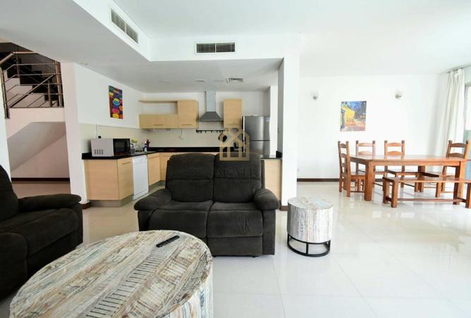 977069 - Property Image 2