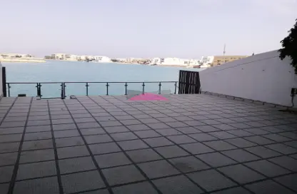 Terrace image for: Villa - 4 Bedrooms - 5 Bathrooms for rent in Amwaj Avenue - Amwaj Islands - Muharraq Governorate, Image 1