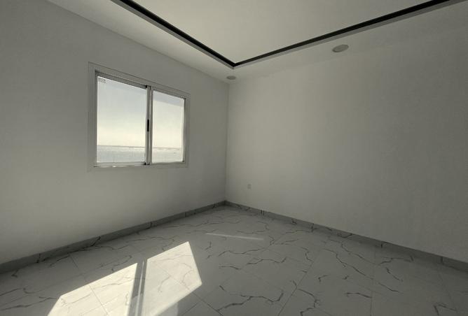 973738 - Property Image 2