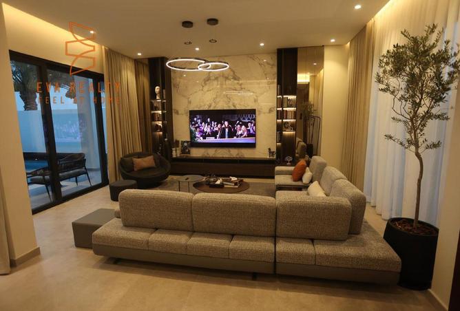 961148 - Property Image 2