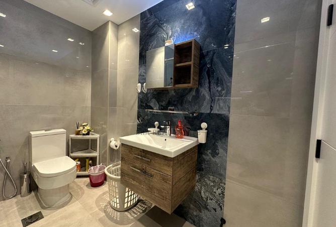 967911 - Property Image 3