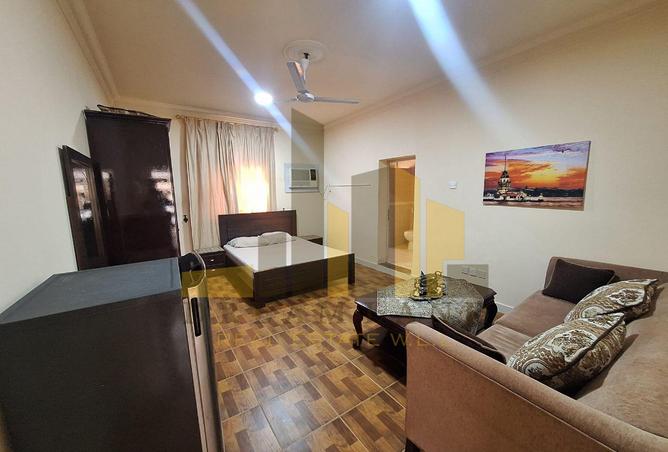 988271 - Property Main Image