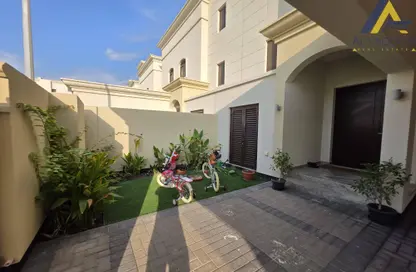 فيلا - 3 غرف نوم - 4 حمامات للبيع في ديار المحرق - المحرق