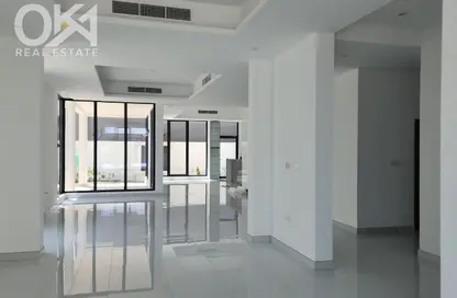Villa - 4 Bedrooms - 5 Bathrooms for rent in Saar - Northern Governorate