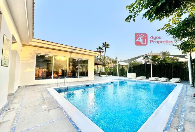 988646 - Property Image 2