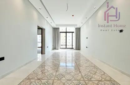 Apartment - 2 Bedrooms - 2 Bathrooms for rent in Al Burhama - Manama - Capital Governorate