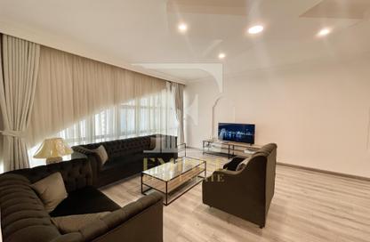 Apartment - 2 Bedrooms - 2 Bathrooms for rent in Seef - Capital Governorate
