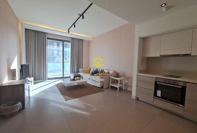 967701 - Property Image 2