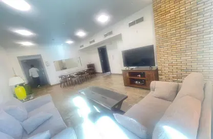 Apartment - 2 Bedrooms - 2 Bathrooms for sale in Al Juffair - Capital Governorate