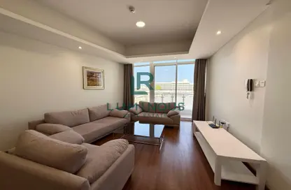 Apartment - 2 Bedrooms - 2 Bathrooms for rent in Salmaniya - Manama - Capital Governorate