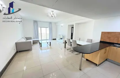 Apartment - 2 Bedrooms - 2 Bathrooms for rent in Al Juffair - Capital Governorate