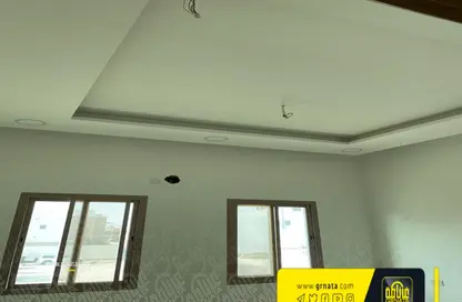 عمارة بالكامل - استوديو - 4 حمامات للبيع في شهركان - المحافظة الشمالية