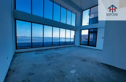 صالة عرض - استوديو - 1 حمام للايجار في توبلي - المحافظة الوسطى