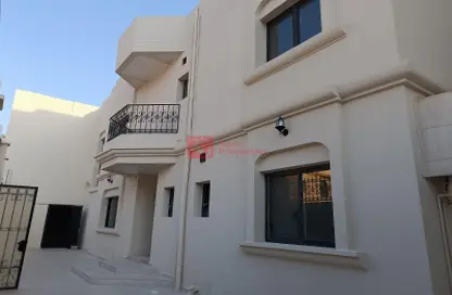 Outdoor Building image for: Villa - 6 Bedrooms - 5 Bathrooms for rent in Mahooz - Manama - Capital Governorate, Image 1