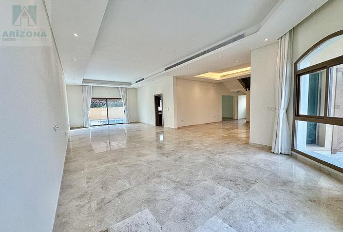 980103 - Property Image 2