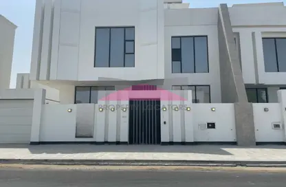 Villa - 4 Bedrooms - 6 Bathrooms for sale in Shakhura - Northern Governorate