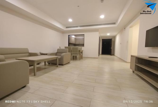 984728 - Property Image 2