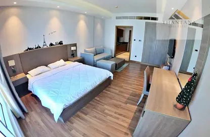 Apartment - Studio - 1 Bathroom for rent in Sanabis - Manama - Capital Governorate
