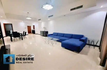 Apartment - 2 Bedrooms - 3 Bathrooms for rent in Al Juffair - Capital Governorate