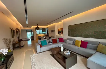 Apartment - 3 Bedrooms - 4 Bathrooms for rent in Reef Island - Capital Governorate