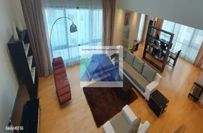 Duplex - 2 Bedrooms - 4 Bathrooms for rent in Seef - Capital Governorate