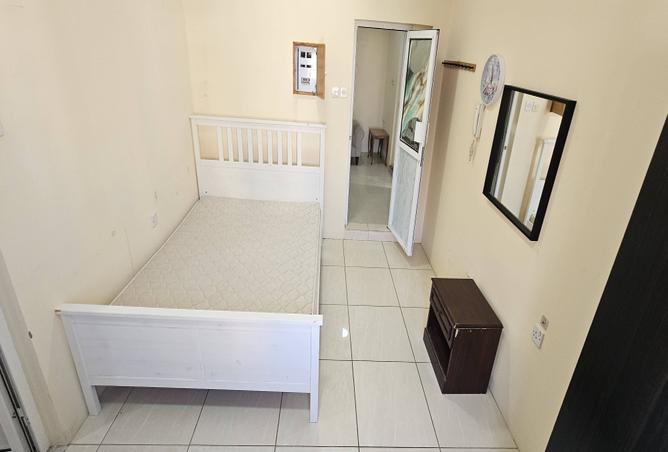 988581 - Property Main Image