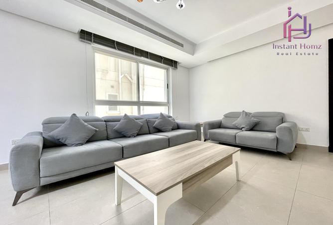 966410 - Property Image 2