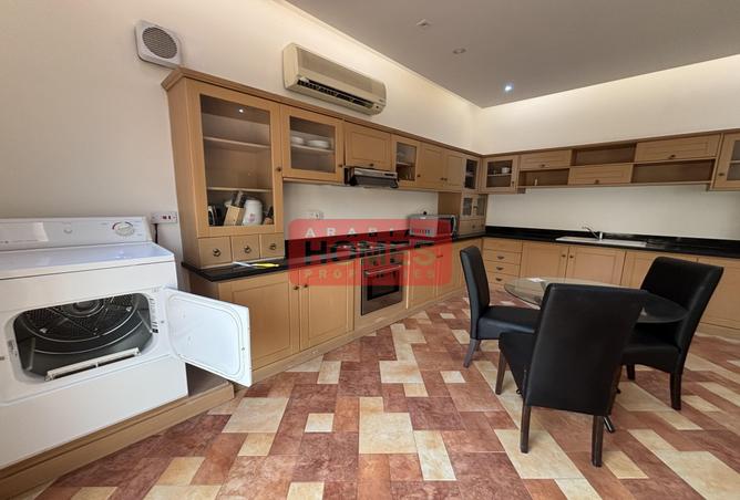 949243 - Property Image 3