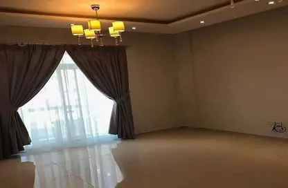 Empty Room image for: Apartment - 2 Bedrooms - 2 Bathrooms for rent in Hidd - Muharraq Governorate, Image 1