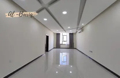 Apartment - 2 Bedrooms - 3 Bathrooms for rent in Hidd - Muharraq Governorate