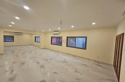 فيلا - 5 غرف نوم - 6 حمامات للايجار في العدلية - المنامة - محافظة العاصمة